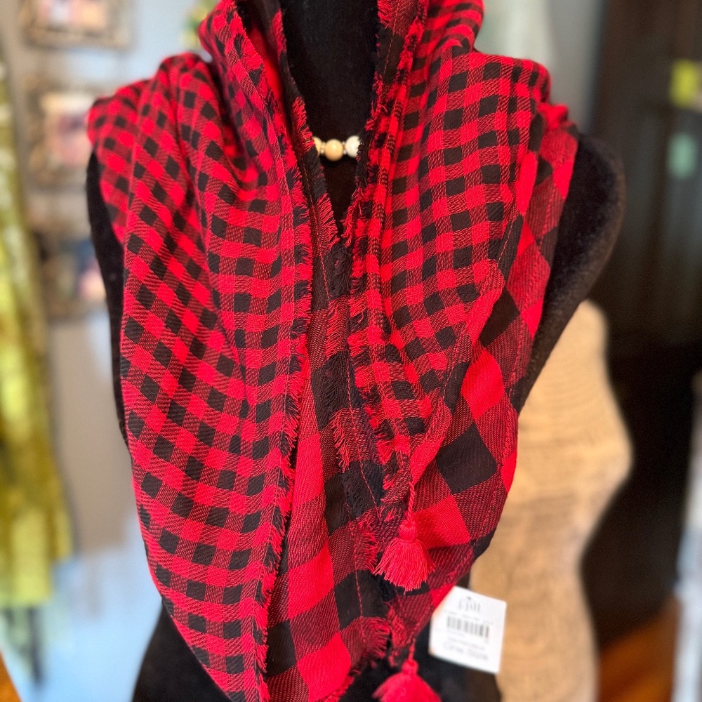 *NWT* J.Jill Reversible Red Plaid Scarf. Triangular shaped.